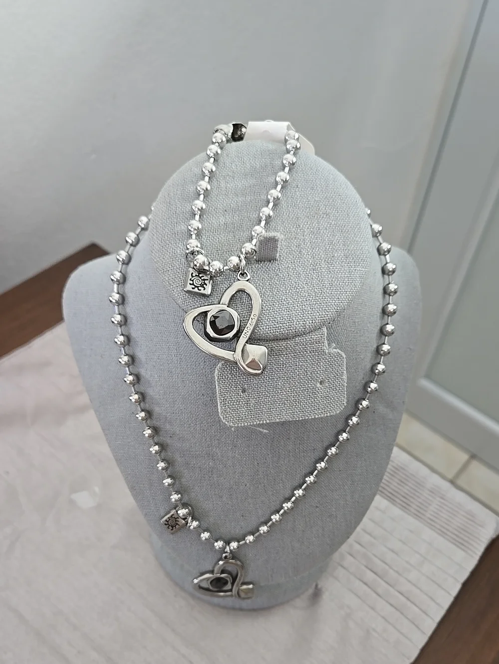 Stainless steel sets Neckles & bracelets, Excellent Quality (Not Uno De 50)
